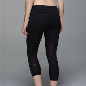 Lululemon Run: Inspire Crop II mesh